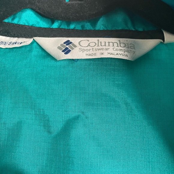 Vintage Columbia Windbreaker jacket. Mens size large - Picture 4 of 15